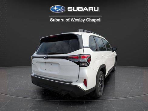 Used 2026 Subaru Forester Premium AWD/4WD image 5