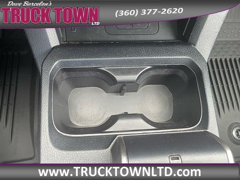 Used 2019 Toyota Tacoma Limited AWD/4WD image 32