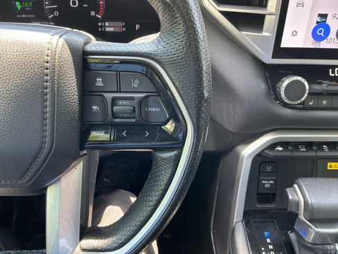 Used 2023 Toyota Tundra Platinum AWD/4WD image 20