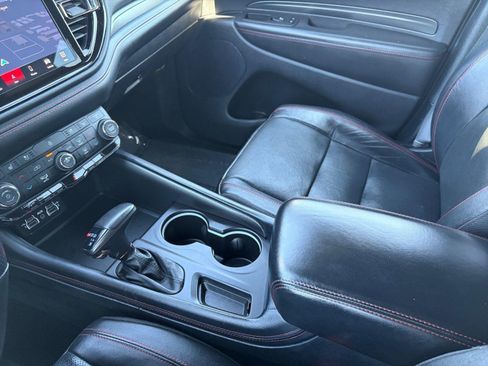 Used 2024 Dodge Durango GT AWD/4WD image 20