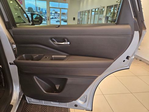 New 2025 Nissan Pathfinder SL w/ Cargo Package image 29