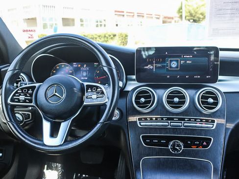 Used 2021 Mercedes-Benz C 300 Sedan image 11