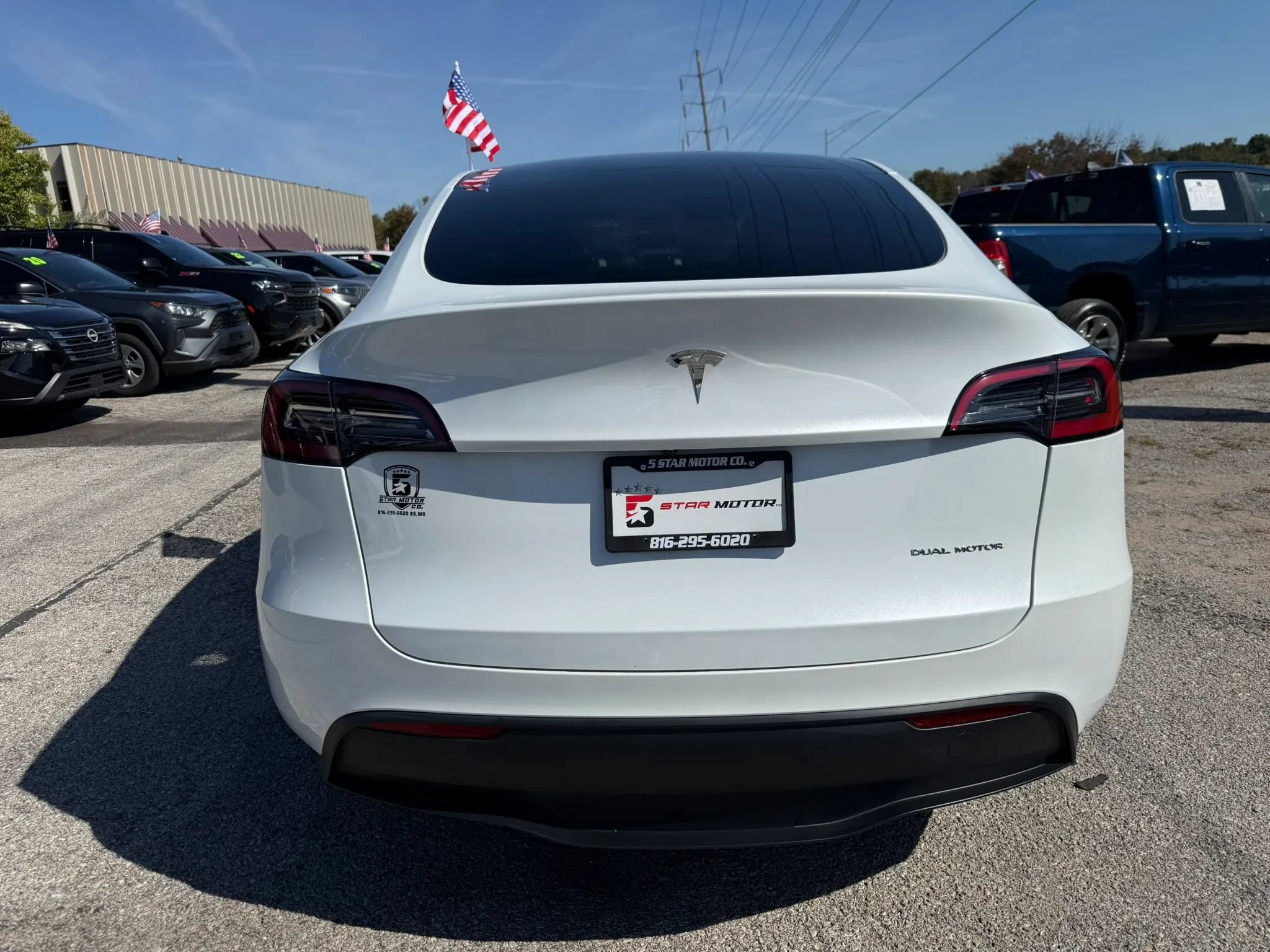 Used 2023 Tesla Model Y AWD image 5