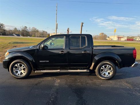 Used 2009 Suzuki Equator Sport image 3