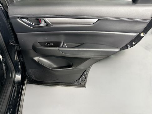 Used 2020 MAZDA CX-5 Touring FWD image 28