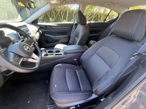 Used 2026 Nissan Altima 2.5 SV FWD image 27