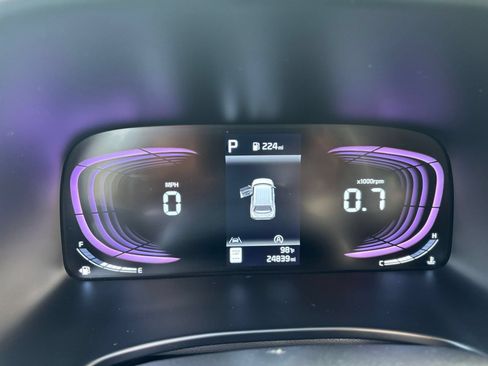 Used 2025 Kia Soul LX w/ LX Technology Package FWD image 37