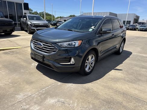 Used 2019 Ford Edge SEL w/ Equipment Group 201A AWD/4WD image 3