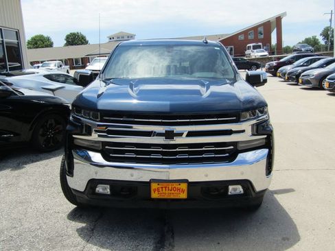 Used 2020 Chevrolet Silverado 1500 LTZ w/ LTZ Plus Package AWD/4WD image 13