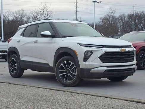 New 2026 Chevrolet TrailBlazer LT w/ LT Cold Weather Package image 2