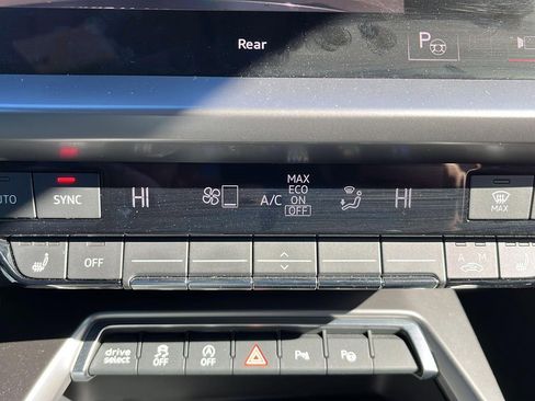 Used 2024 Audi A3 2.0T Premium image 23