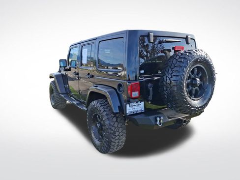 Used 2014 Jeep Wrangler Unlimited Rubicon w/ Connectivity Group image 5