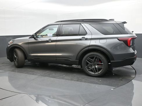 New 2026 Ford Explorer ST AWD/4WD image 3