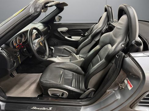 Used 2004 Porsche Boxster S RWD image 10