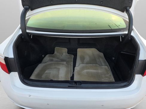 Used 2015 Lexus ES 300h w/ Navigation System Package image 26