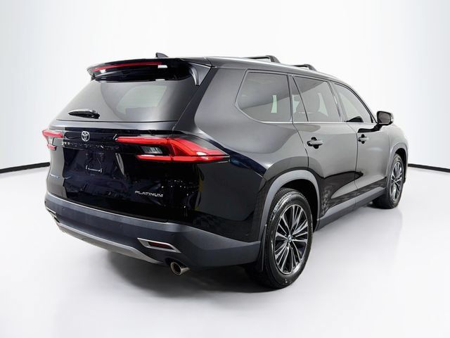 Used 2024 Toyota Grand Highlander AWD Hybrid image 10