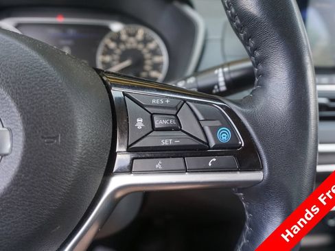 Used 2020 Nissan Altima 2.5 SV AWD/4WD image 4