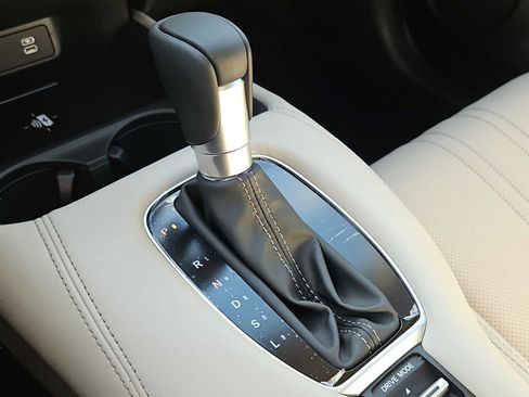 New 2027 Honda HR-V EX-L image 16