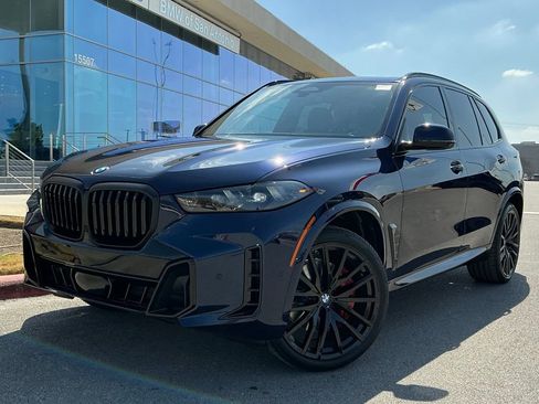 New 2026 BMW X5 xDrive40i w/ M Sport Package image 1