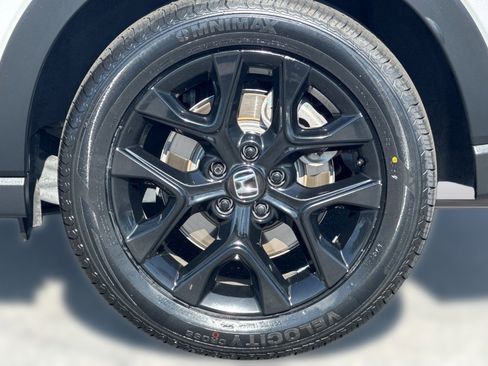 Used 2024 Honda HR-V Sport image 11
