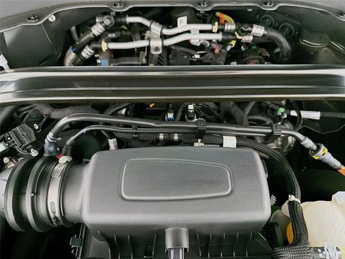 Used 2022 Ford Explorer ST-Line image 31