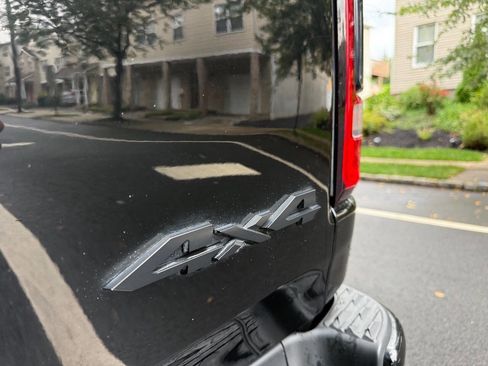 Used 2019 RAM 1500 Sport w/ Level 2 Equipment Group image 6