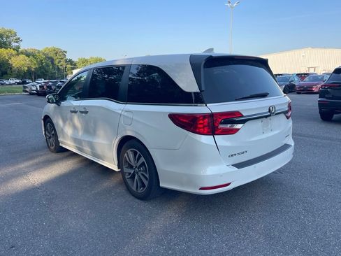 Used 2022 Honda Odyssey Touring image 3