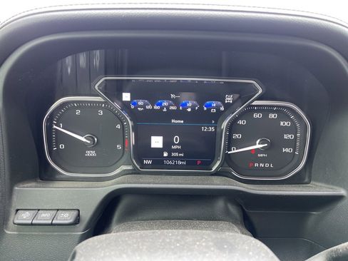 Used 2021 GMC Sierra 2500 AT4 w/ AT4 Premium Plus Package image 11