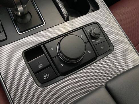 Used 2025 MAZDA CX-70 Plug-In Hybrid w/ Premium Plus image 19