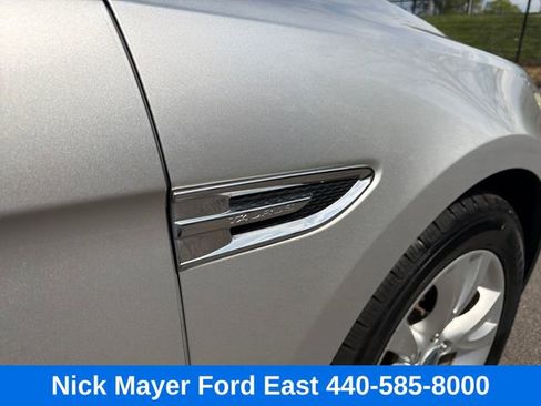 Used 2010 Ford Taurus SEL FWD image 10