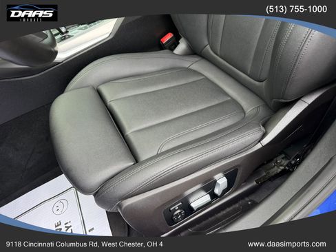 Used 2020 BMW 330i xDrive Sedan w/ M Sport Package AWD/4WD image 13