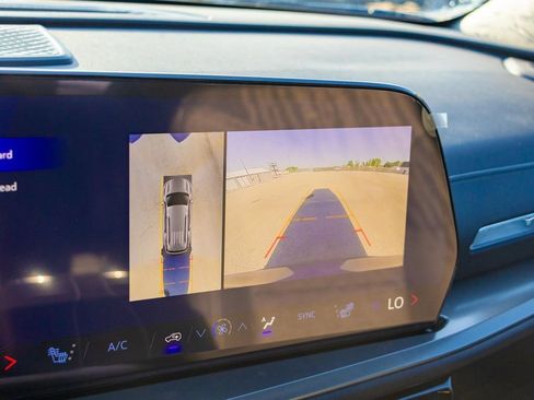New 2026 Chevrolet Traverse LT w/ Enhanced Driving Package FWD image 70