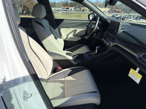 Certified 2025 Acura Integra A-Spec image 33