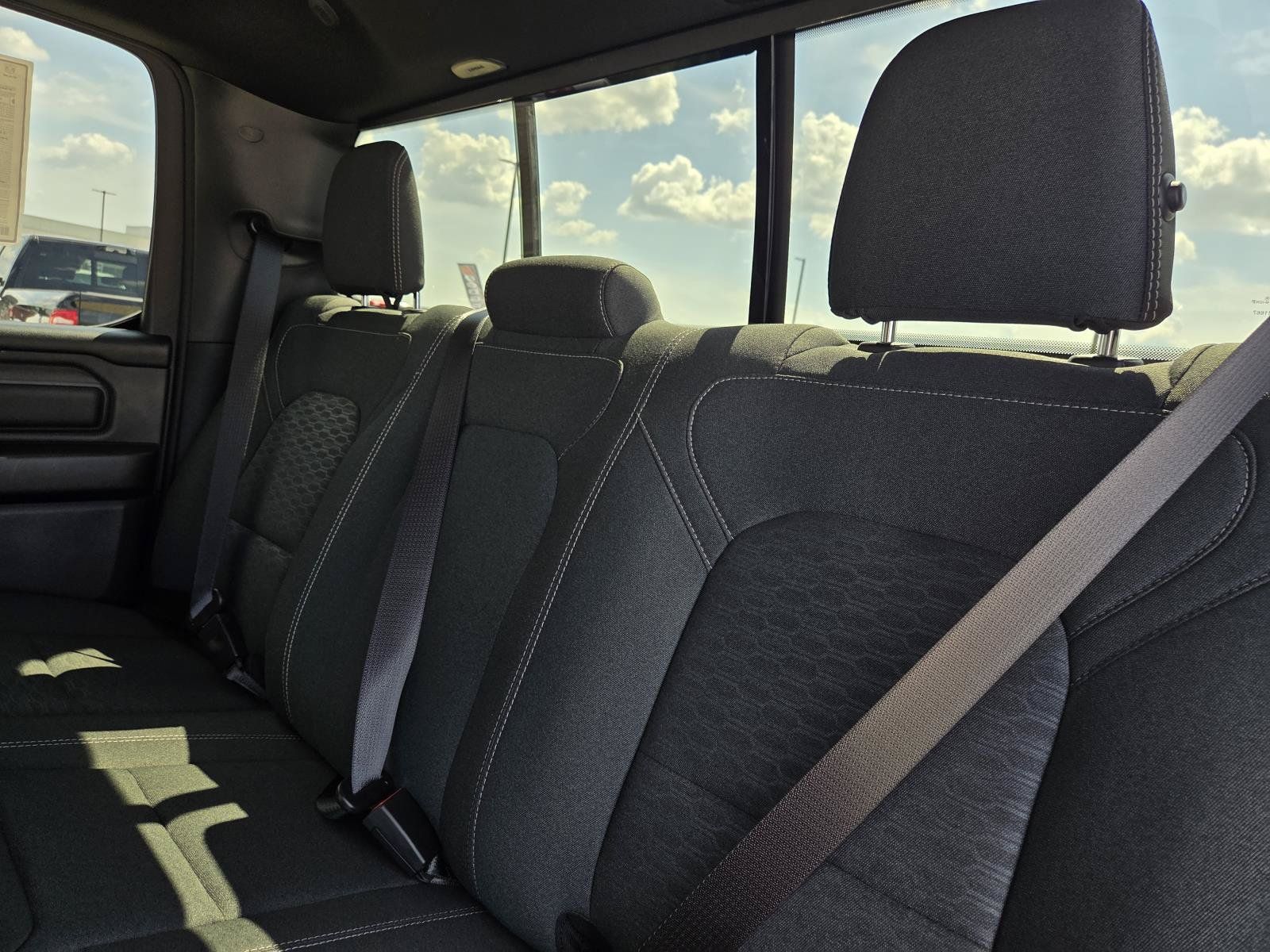 New 2026 RAM 1500 Express AWD/4WD image 24