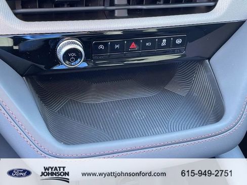 New 2026 Ford Explorer Active AWD/4WD image 28