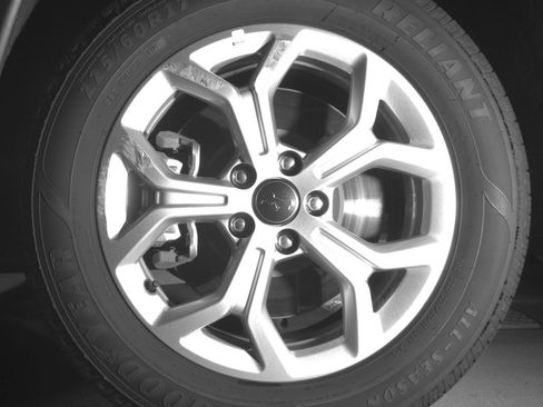 Used 2025 Jeep Compass Latitude image 12