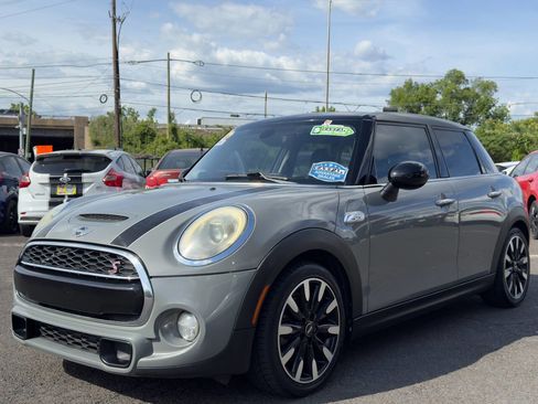 Used 2015 MINI Cooper S FWD image 2