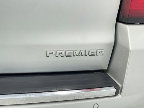 Used 2020 Chevrolet Suburban Premier image 45
