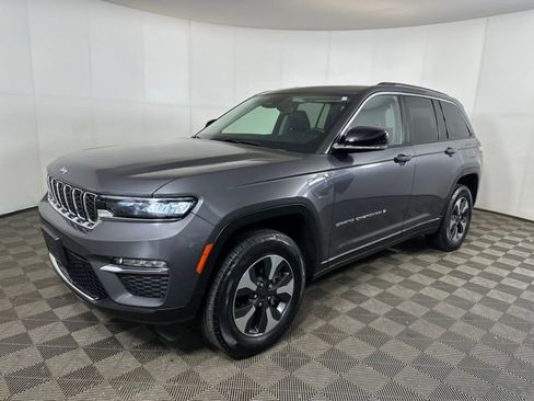 Used 2024 Jeep Grand Cherokee Limited 4xe image 7