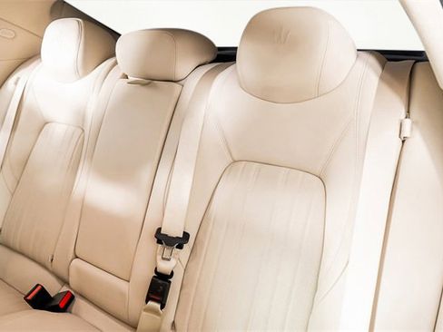 Used 2022 Maserati Ghibli Modena image 33