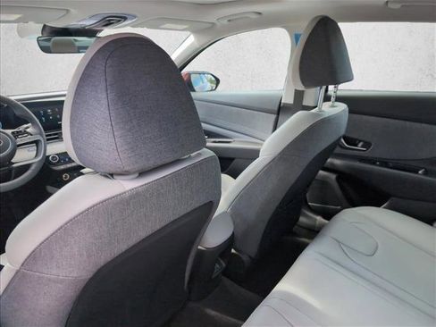 New 2026 Hyundai Elantra Limited image 16