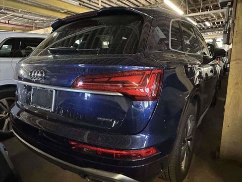 Used 2023 Audi SQ5 Premium Plus w/ Premium Plus Package AWD/4WD image 4
