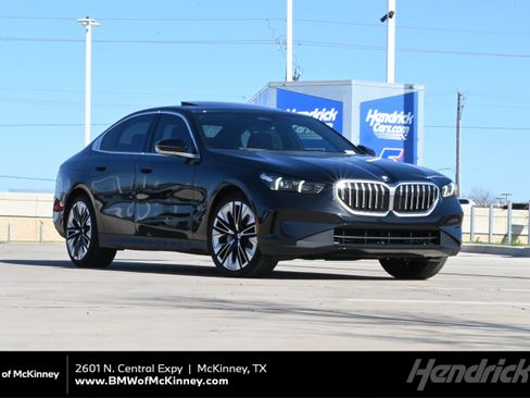 New 2026 BMW 530i w/ Premium Package RWD image 1