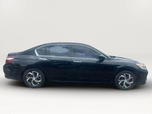 Used 2017 Honda Accord LX image 3