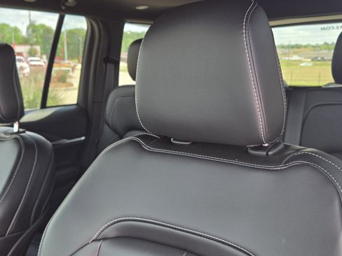 New 2026 Jeep Grand Cherokee Limited w/ Limited Altitude Package RWD image 15