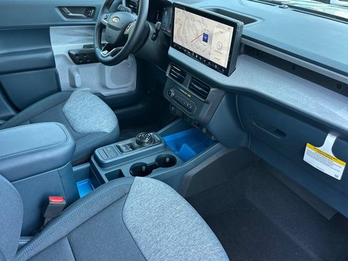 New 2026 Ford Maverick XLT w/ XLT Luxury Package FWD image 14