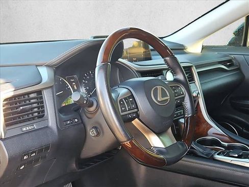 Used 2018 Lexus RX 350L AWD image 10