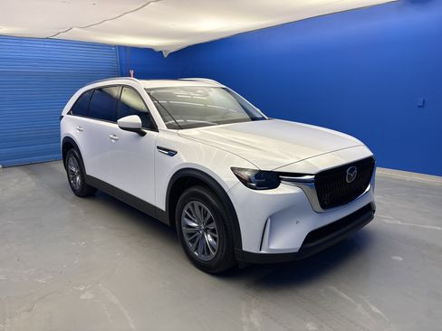 Used 2025 MAZDA CX-90 3.3 Turbo w/ Preferred Package AWD/4WD image 2