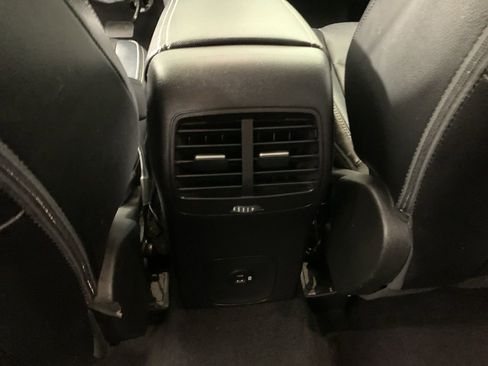 Used 2022 Ford Escape SEL image 31
