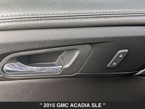 Used 2015 GMC Acadia SLE image 11